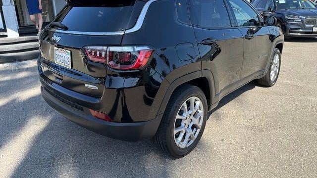 2023 Jeep Compass Latitude Lux