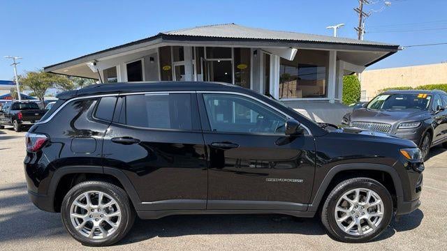 2023 Jeep Compass Latitude Lux