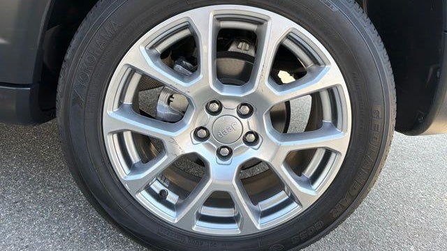 2023 Jeep Compass Latitude Lux