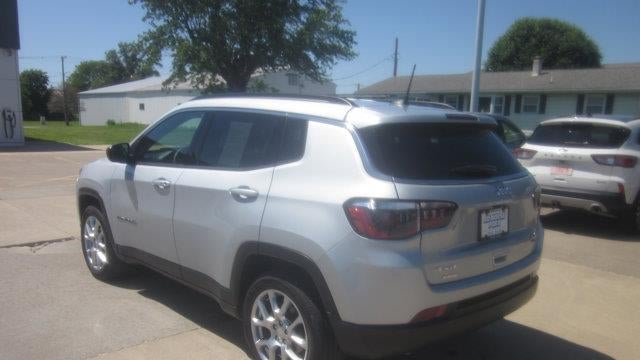 2024 Jeep Compass Latitude Lux