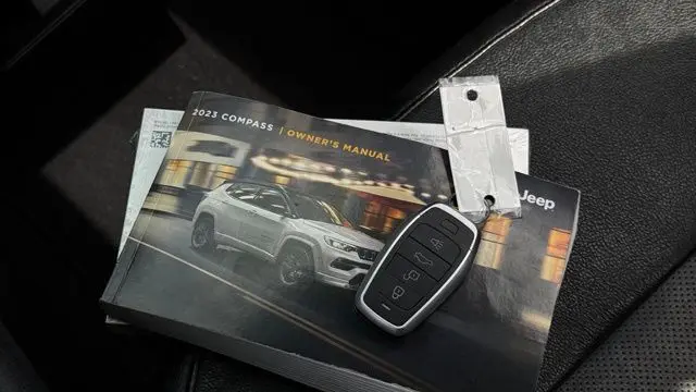 2023 Jeep Compass Latitude Lux