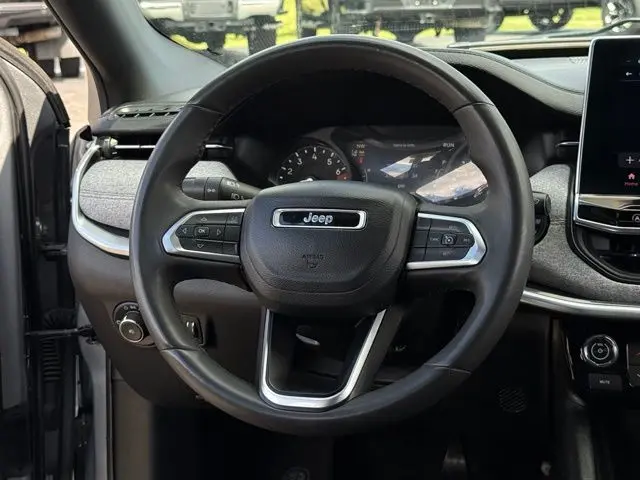 2023 Jeep Compass - $19,500