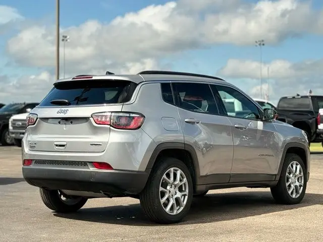 2023 Jeep Compass - $19,500