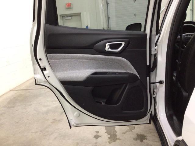 2023 Jeep Compass - $22,993