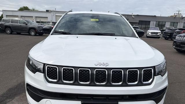 2023 Jeep Compass Latitude Lux