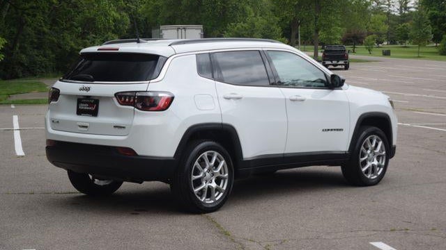2023 Jeep Compass Latitude Lux