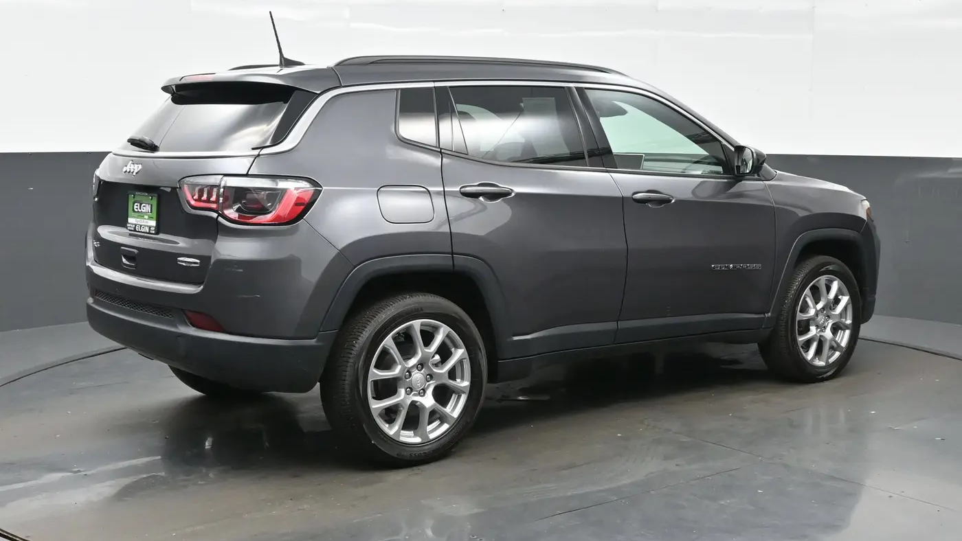 2024 Jeep Compass Latitude Lux
