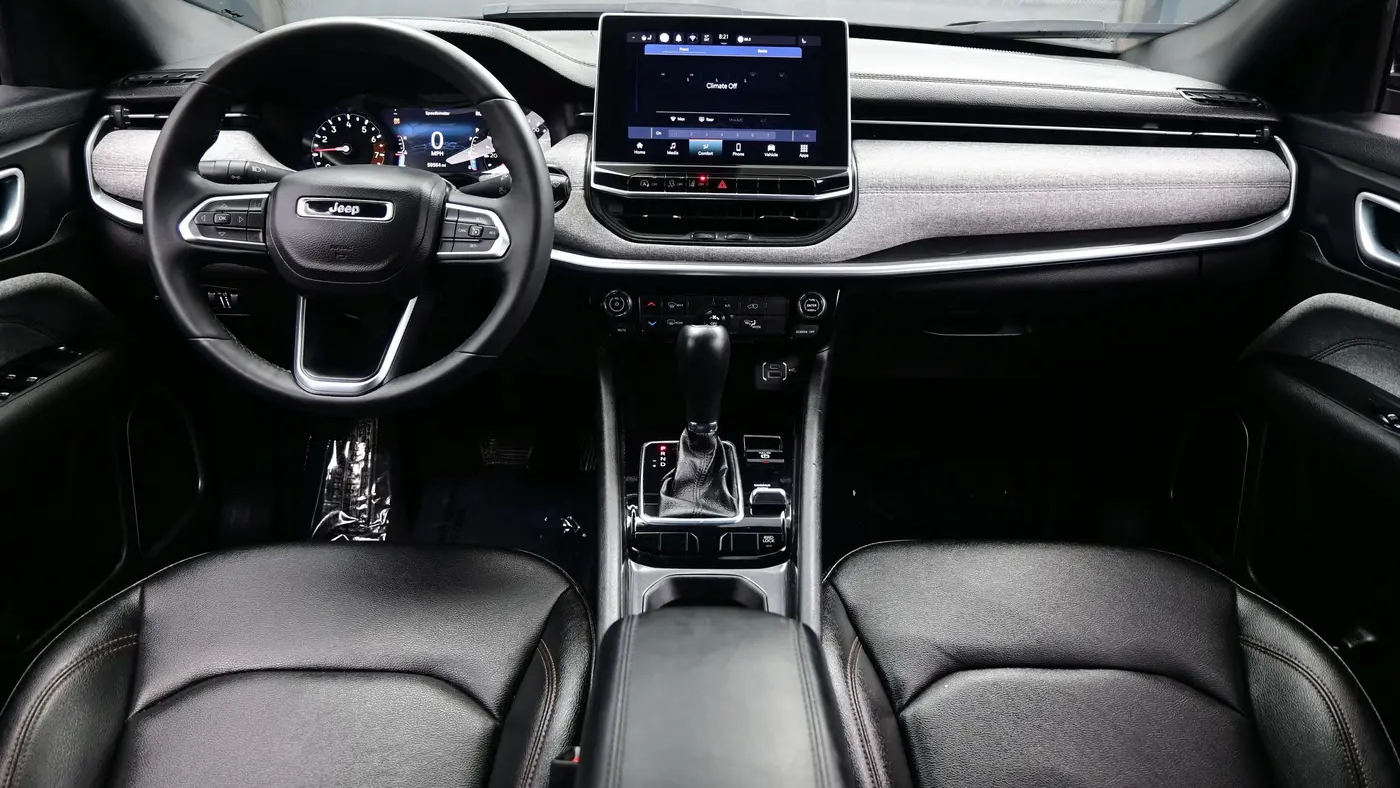 2024 Jeep Compass Latitude Lux