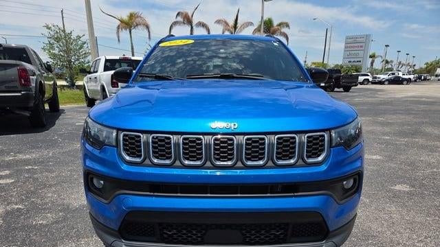 2024 Jeep Compass Latitude Lux