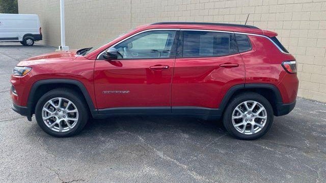 2024 Jeep Compass Latitude Lux