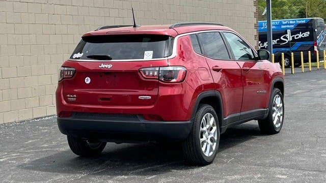 2024 Jeep Compass Latitude Lux