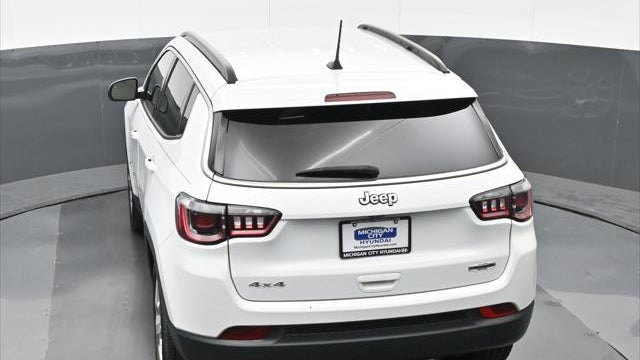 2023 Jeep Compass Latitude Lux