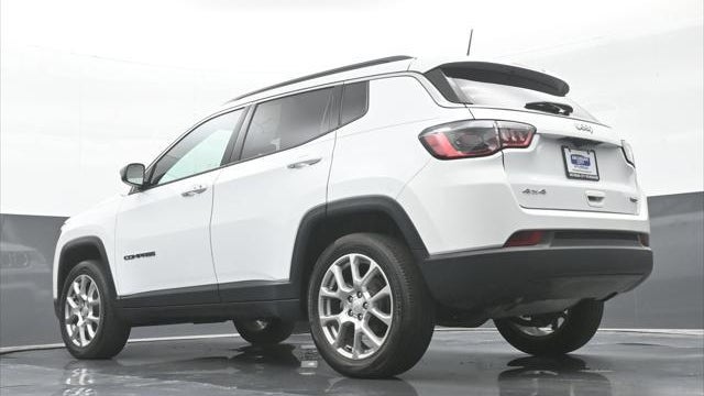 2023 Jeep Compass Latitude Lux