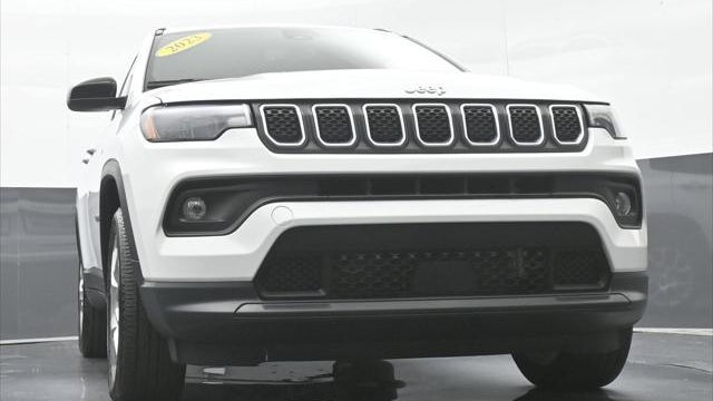 2023 Jeep Compass Latitude Lux