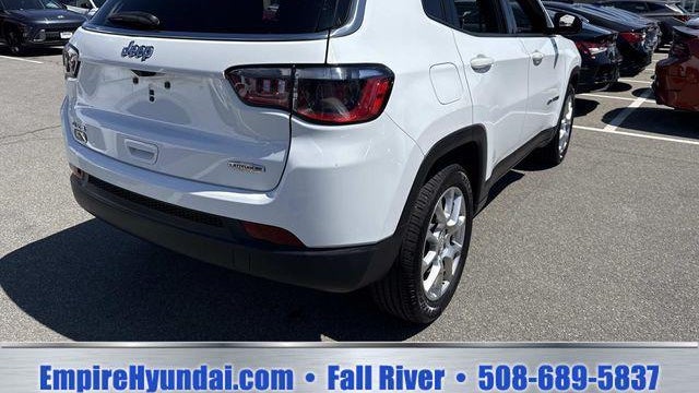 2023 Jeep Compass Latitude Lux