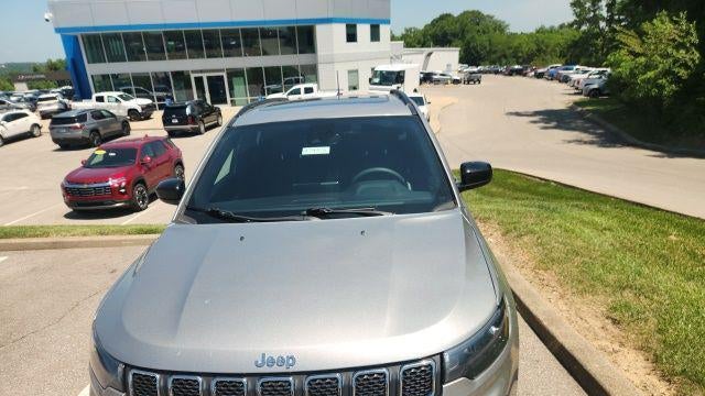 2023 Jeep Compass Latitude Lux