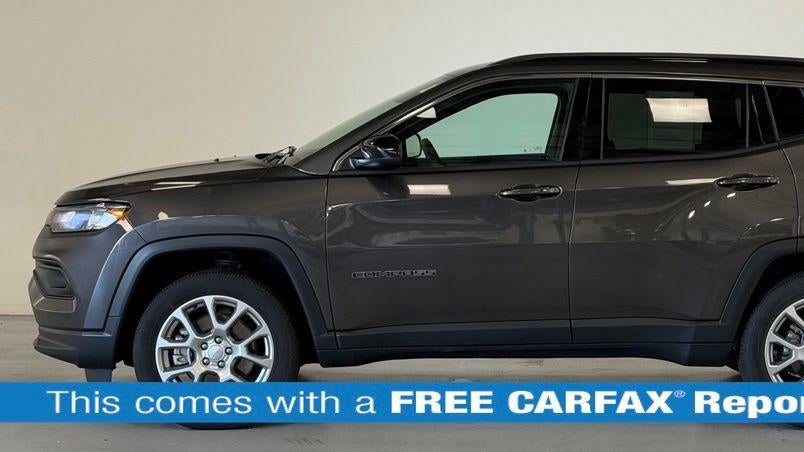 2023 Jeep Compass Latitude Lux