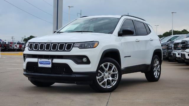 2024 Jeep Compass Latitude Lux