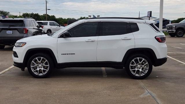 2024 Jeep Compass Latitude Lux