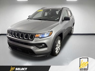 Photo of a 2024 Jeep Compass 4X4 Latitude LUX 4DR SUV for sale
