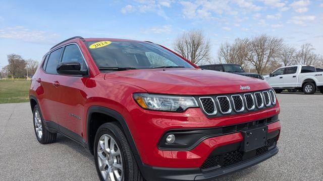 2024 Jeep Compass Latitude Lux