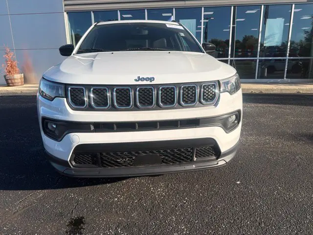 2023 Jeep Compass - $23,990