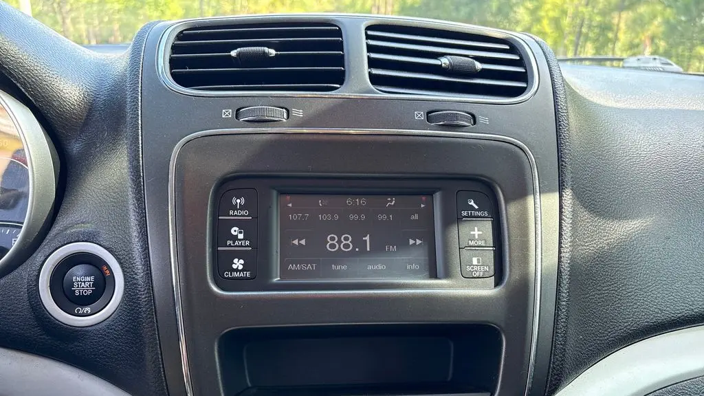 2020 Dodge Journey SE Value