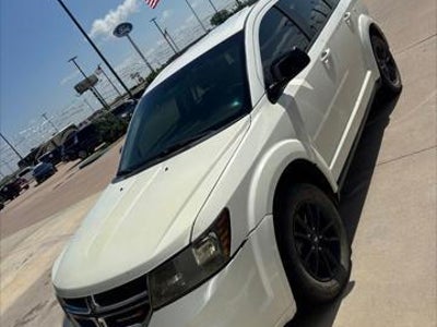 Photo of a 2019 Dodge Journey SE 4DR SUV for sale