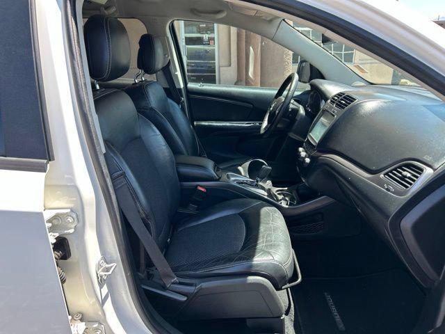 2017 Dodge Journey - $8,995