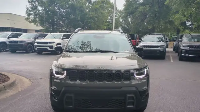 2026 Jeep Cherokee Laredo
