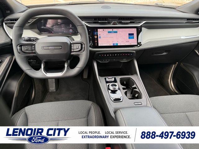 2026 Jeep Cherokee - $32,900