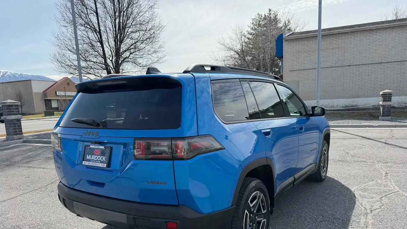 2026 Jeep Cherokee Laredo