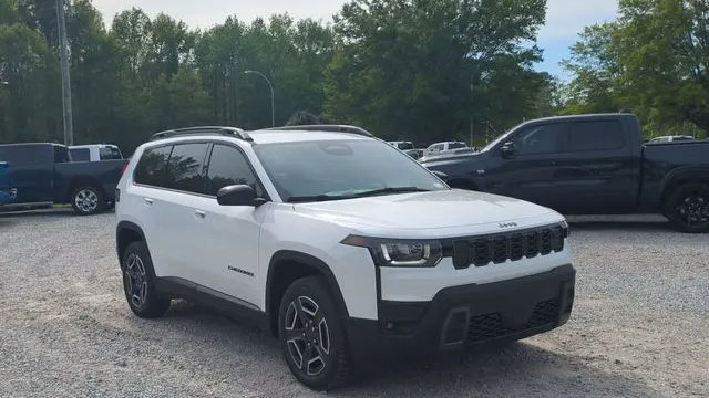 2026 Jeep Cherokee Laredo
