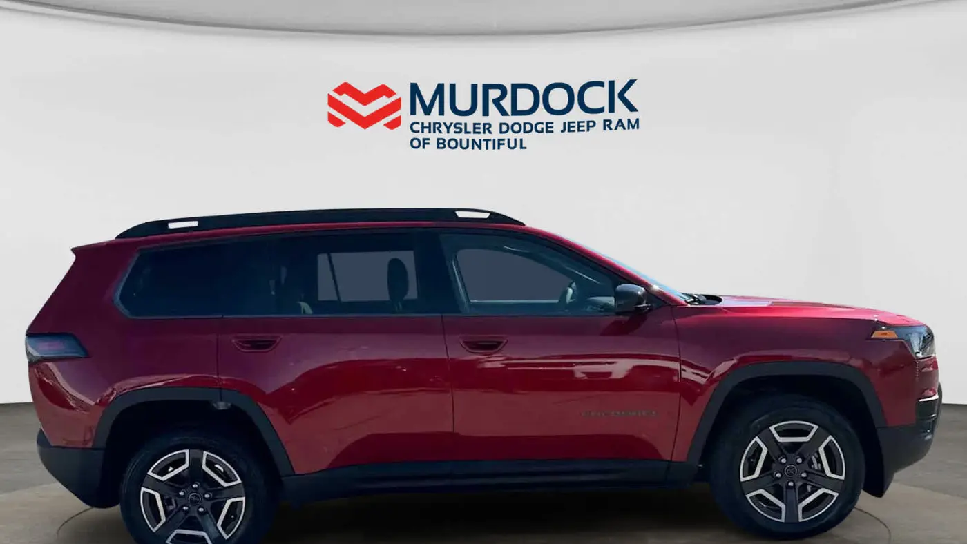2026 Jeep Cherokee Laredo
