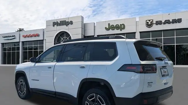 2026 Jeep Cherokee Laredo