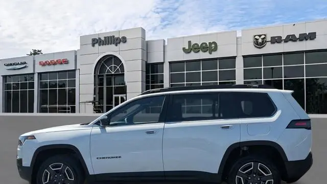 2026 Jeep Cherokee Laredo