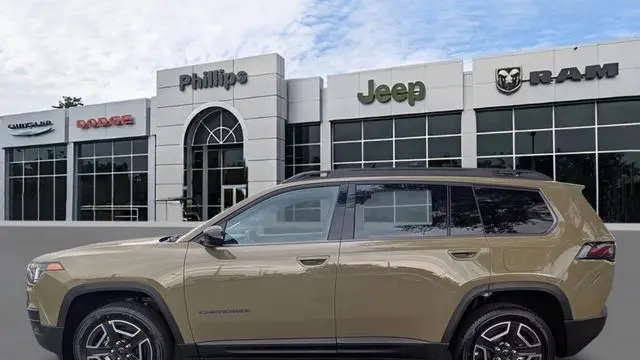 2026 Jeep Cherokee Laredo