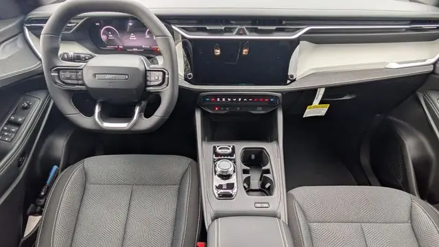 2026 Jeep Cherokee Laredo