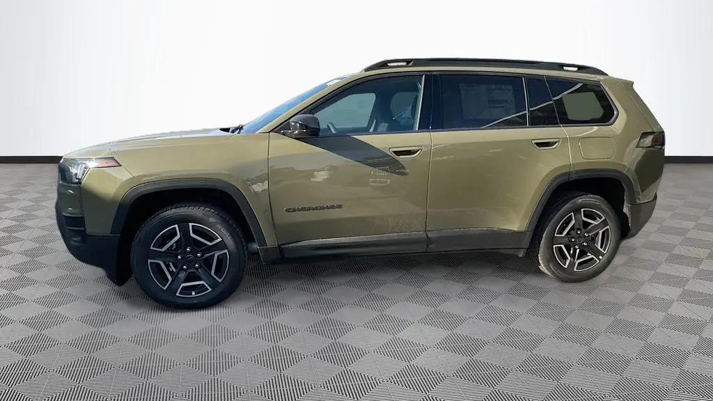 2026 Jeep Cherokee Laredo