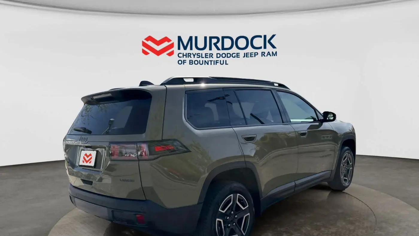 2026 Jeep Cherokee Laredo