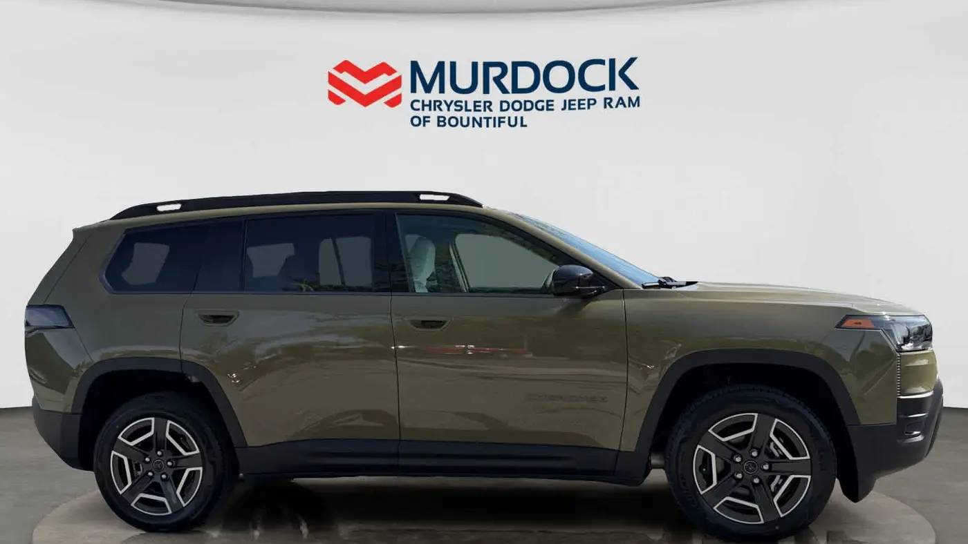 2026 Jeep Cherokee Laredo