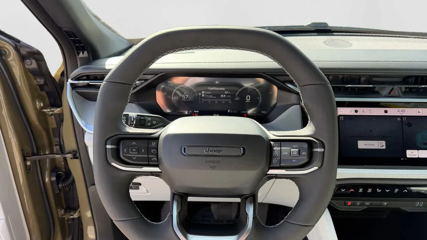 2026 Jeep Cherokee Laredo