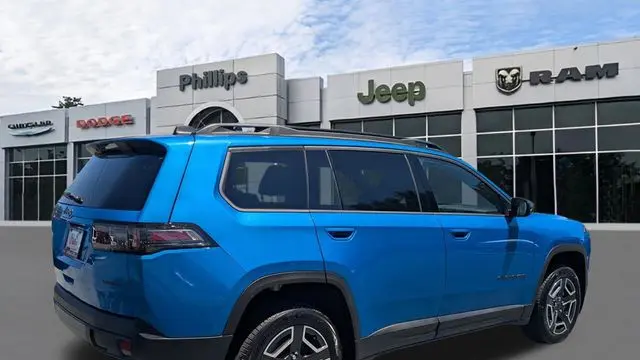2026 Jeep Cherokee Laredo