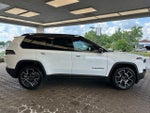 2026 Cherokee Thumbnail 4