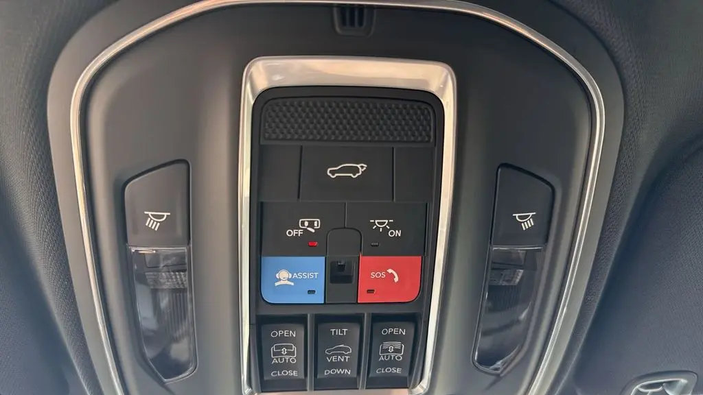 2026 Jeep Cherokee Overland