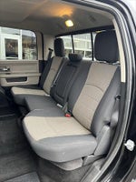 2012 3500 Thumbnail 19