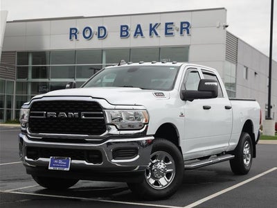 2024 Ram 3500 4X4 Tradesman 4DR Crew Cab 6.3 FT. SB SRW Pickup