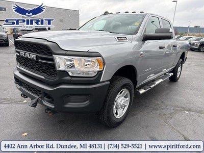 2022 RAM 3500 4X4 Tradesman 4DR Crew Cab 6.3 FT. SB SRW Pickup