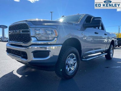 2023 RAM 3500 4X4 Tradesman 4DR Crew Cab 6.3 FT. SB SRW Pickup