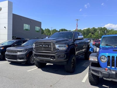 2022 Ram 3500 4X4 Laramie 4DR Crew Cab 6.3 FT. SB SRW Pickup